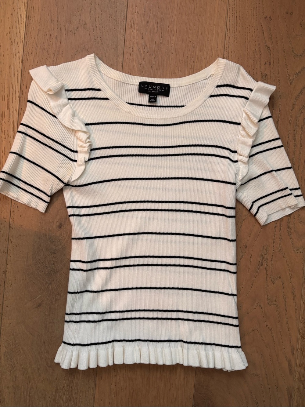 Laundry By Shelli Segal White and Navy Striped Ruffle Short Sleeve Top